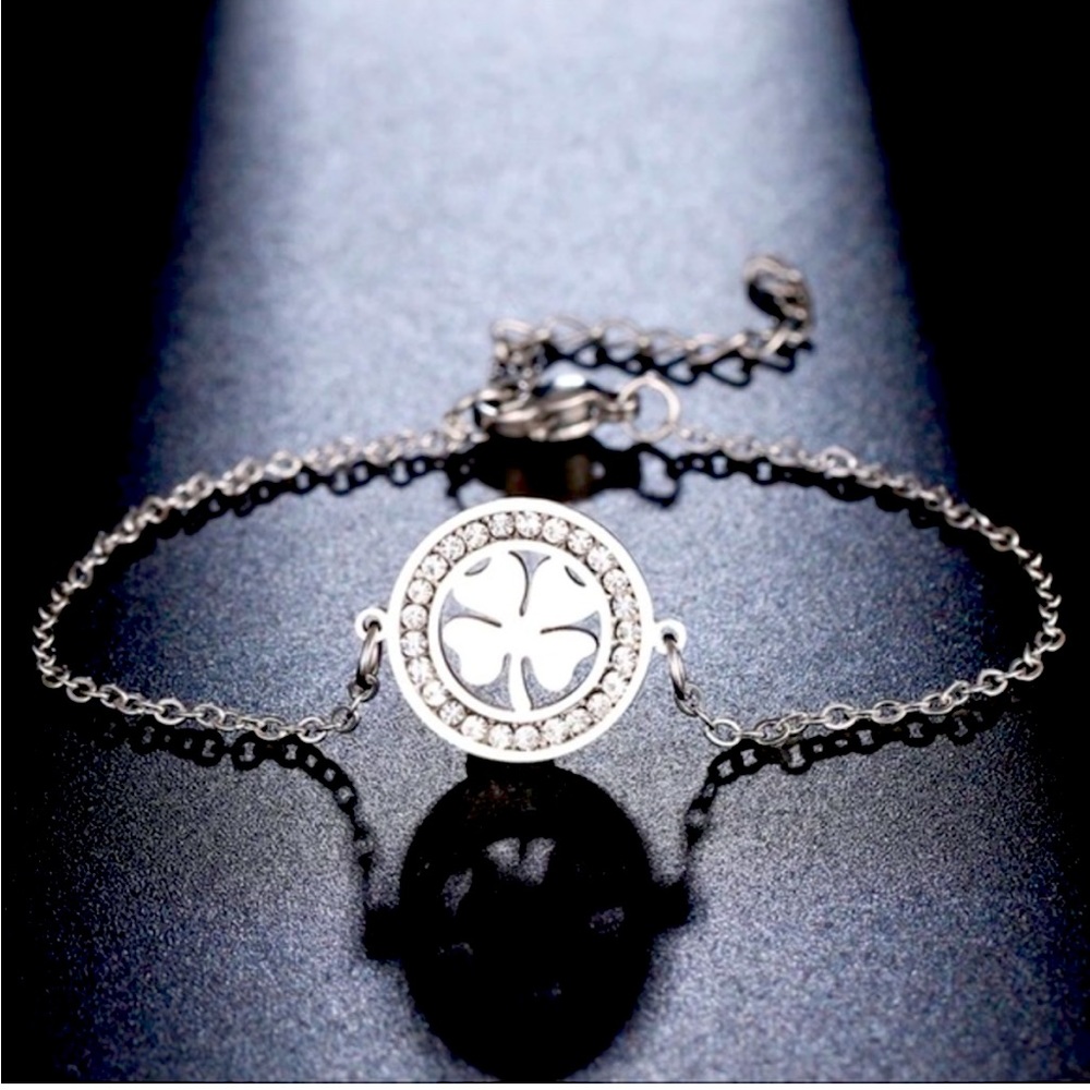 Stainless Steel Cubic Zirconia 4 Leaf Clover Bracelet